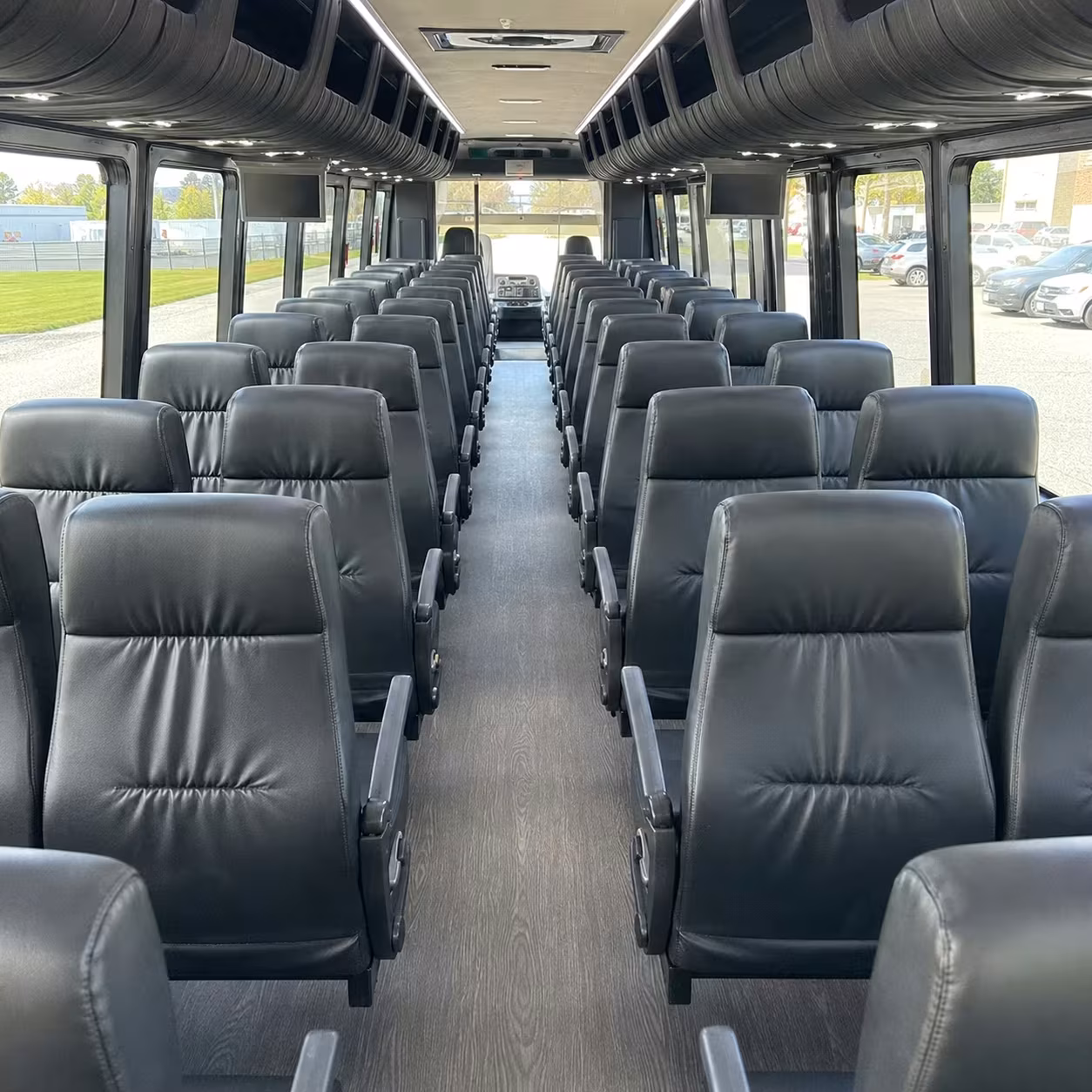 wedding minibus and charter bus rentals in glendale